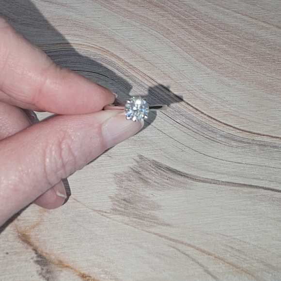 Sugar Tang Moissanite Diamond 1ct Ring - Picture 4 of 9